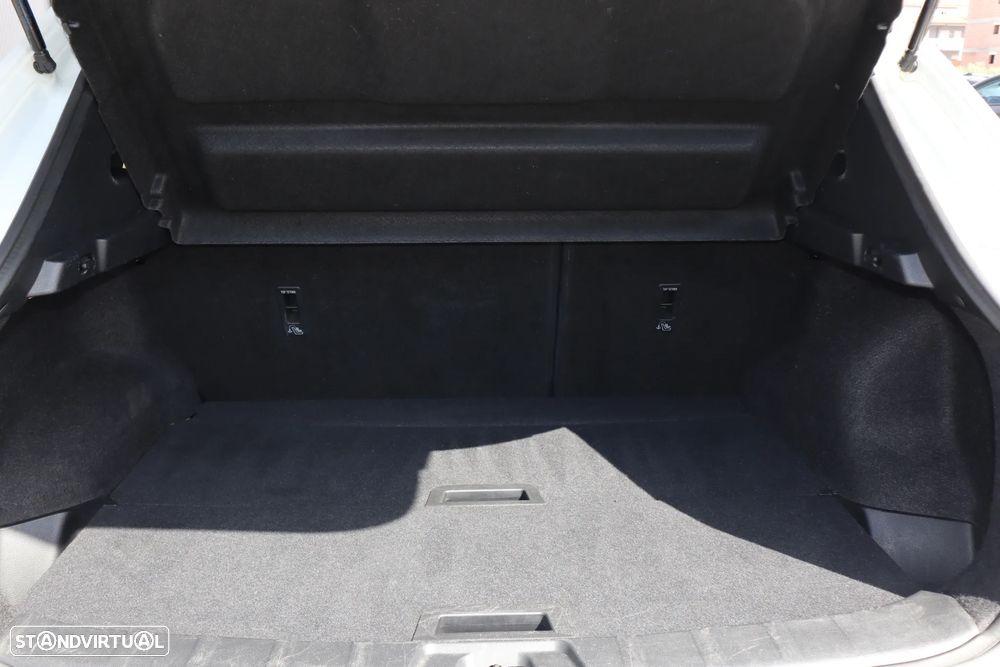 Nissan Qashqai 1.5 dCi N-Connecta PS - 8