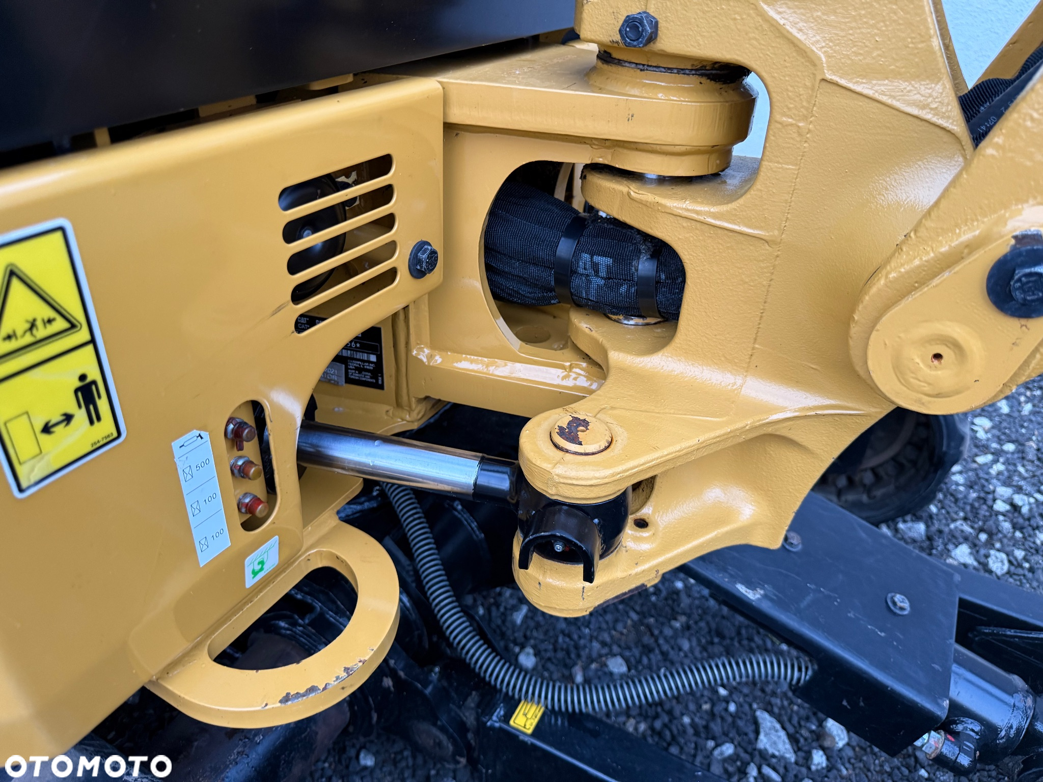 Caterpillar 301.8 - 11