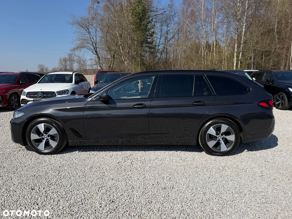 BMW Seria 5 520d Luxury Line - 9