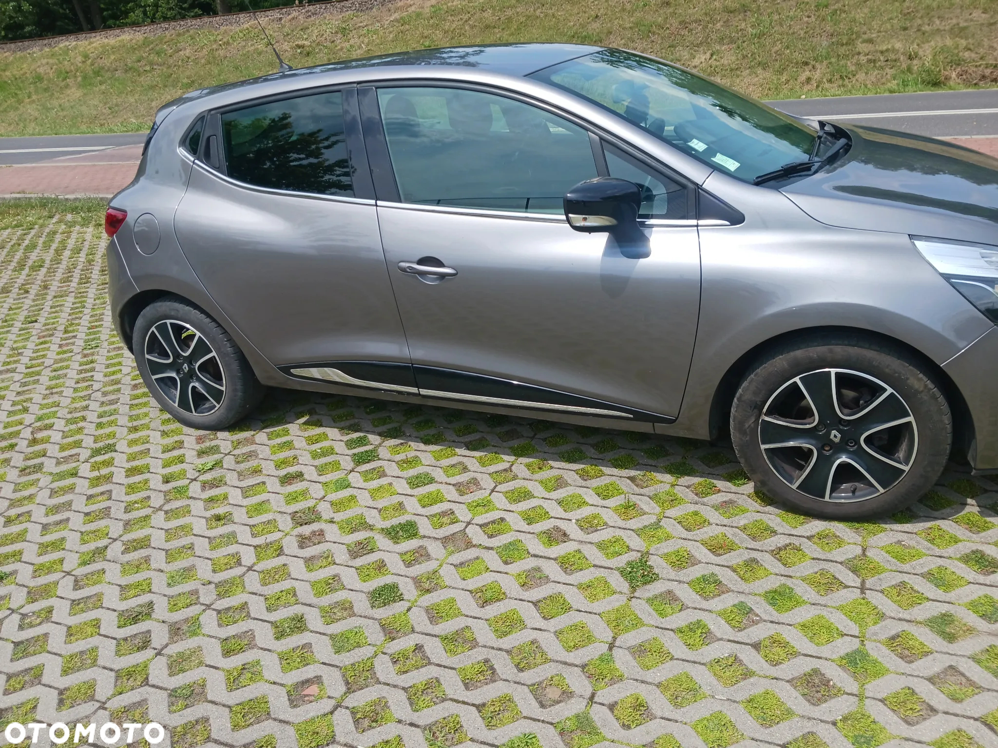 Renault Clio - 6