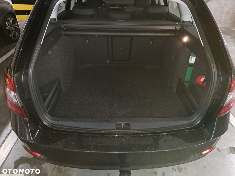 Skoda Octavia 1.6 TDI DSG Style - 13