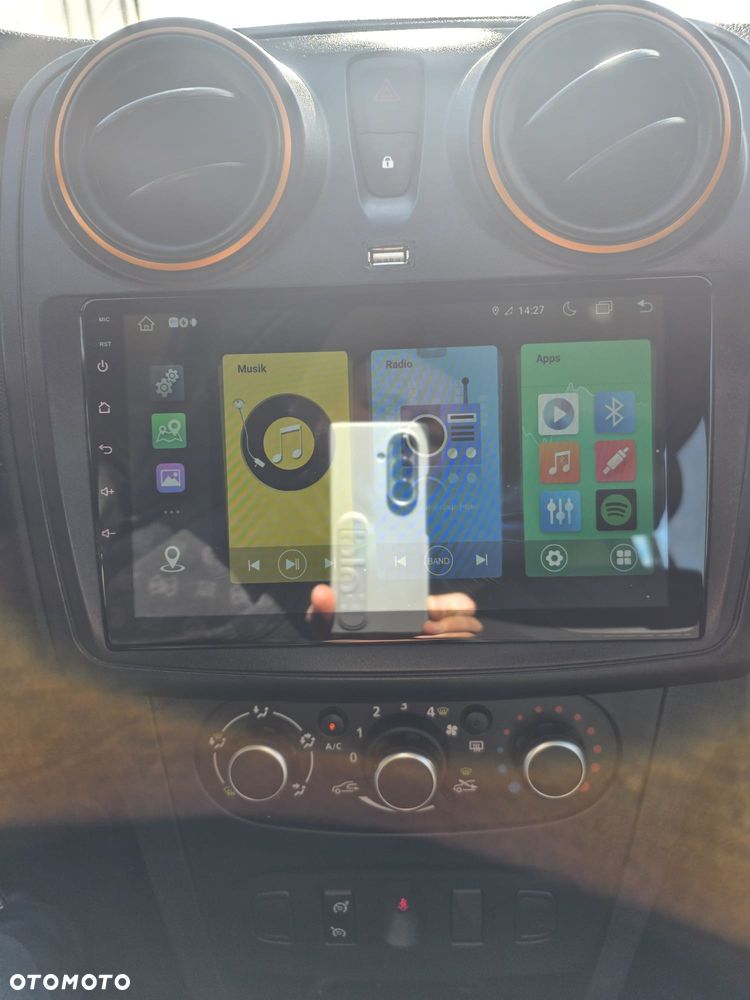 Dacia Logan TCe 90 (S&S) Comfort - 20