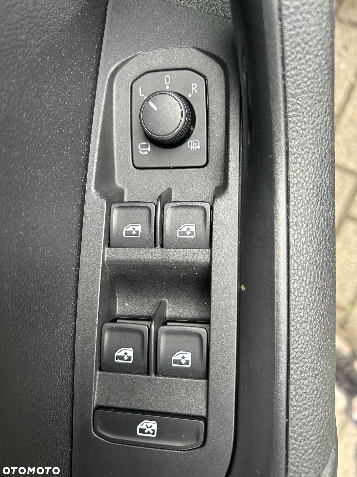 Skoda Karoq 2.0 TDI SCR 4x4 DSG Style - 12