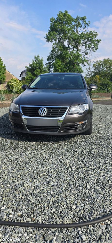 Volkswagen Passat - 6