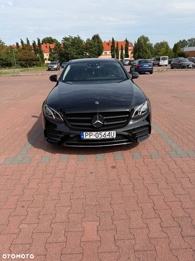 Mercedes-Benz Klasa E 220 d 9G-TRONIC AMG Line - 5