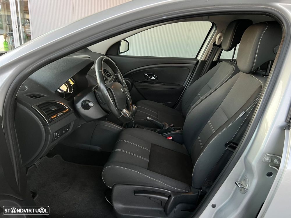 Renault Mégane 1.5 dCi Limited - 9