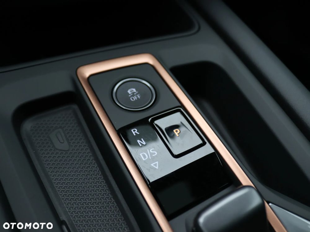 Cupra Formentor 1.5 e-Hybrid DSG VZ - 29