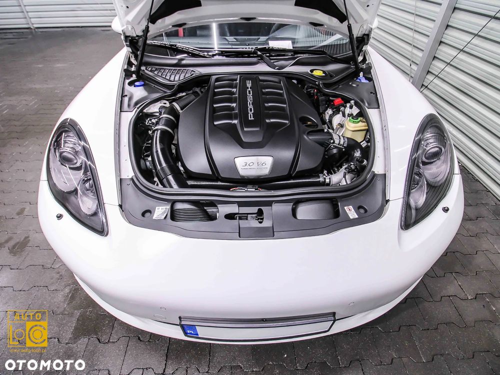 Porsche Panamera Platinum Edition - 16