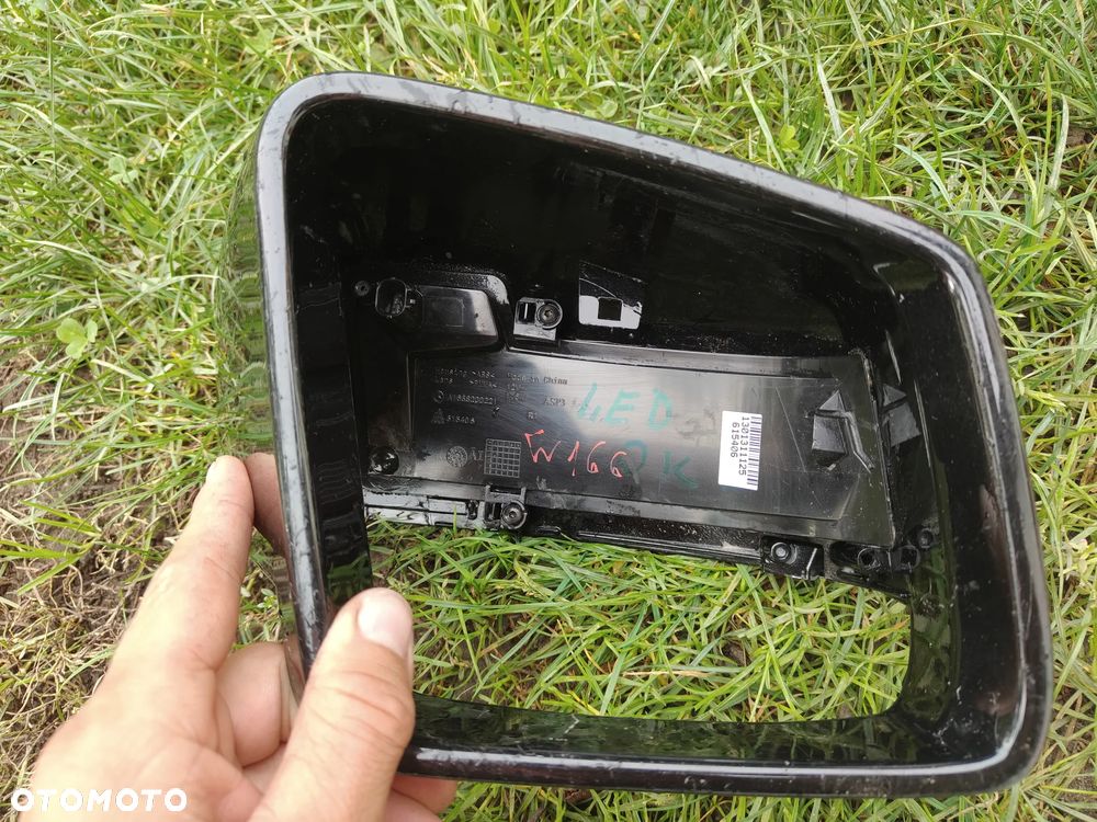 OBUDOWA Lusterka Kierunkowskaz MERCEDES ML W164 LIFT w166 197 - 4