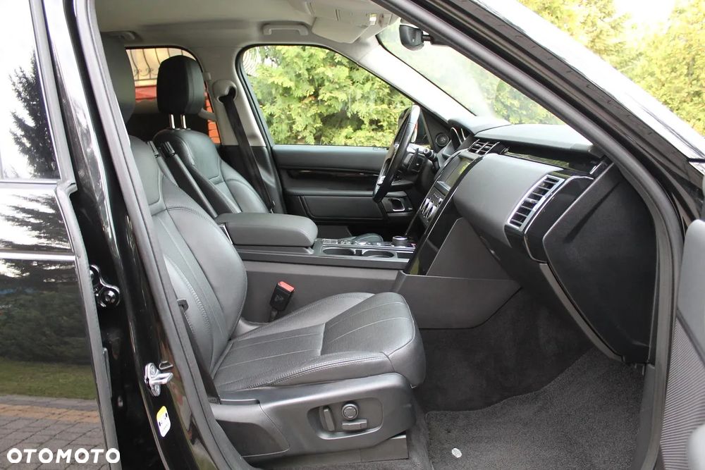 Land Rover Discovery 3.0 Td6 SkyView Edition - 35