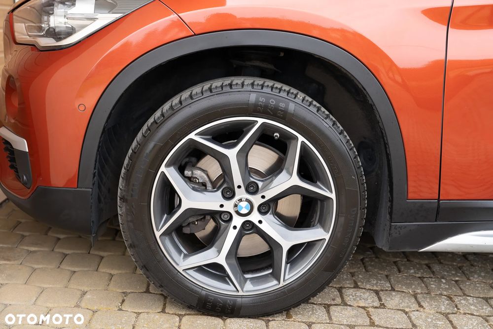 BMW X1 xDrive20d Sport Line - 6