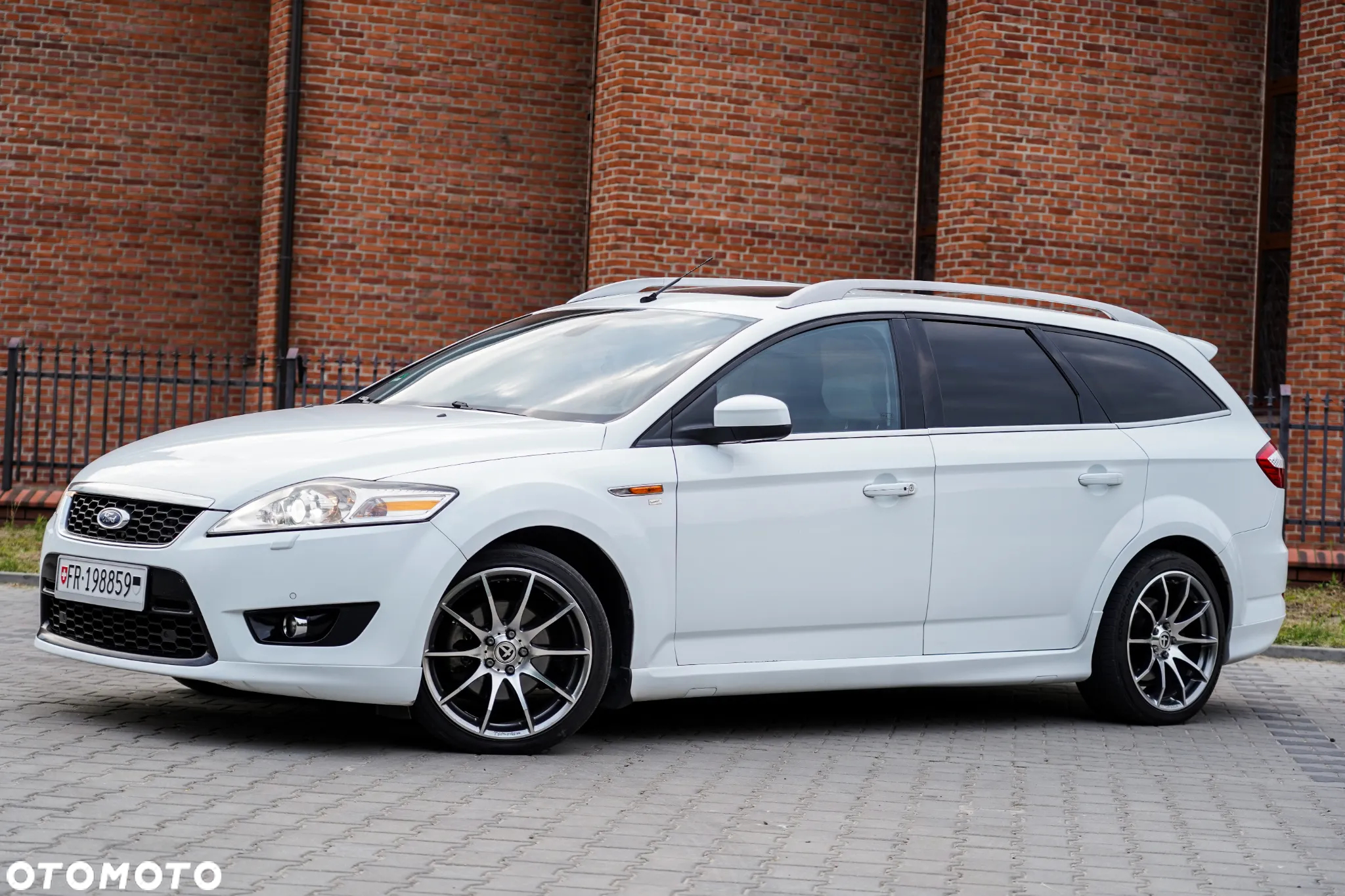 Ford Mondeo - 4