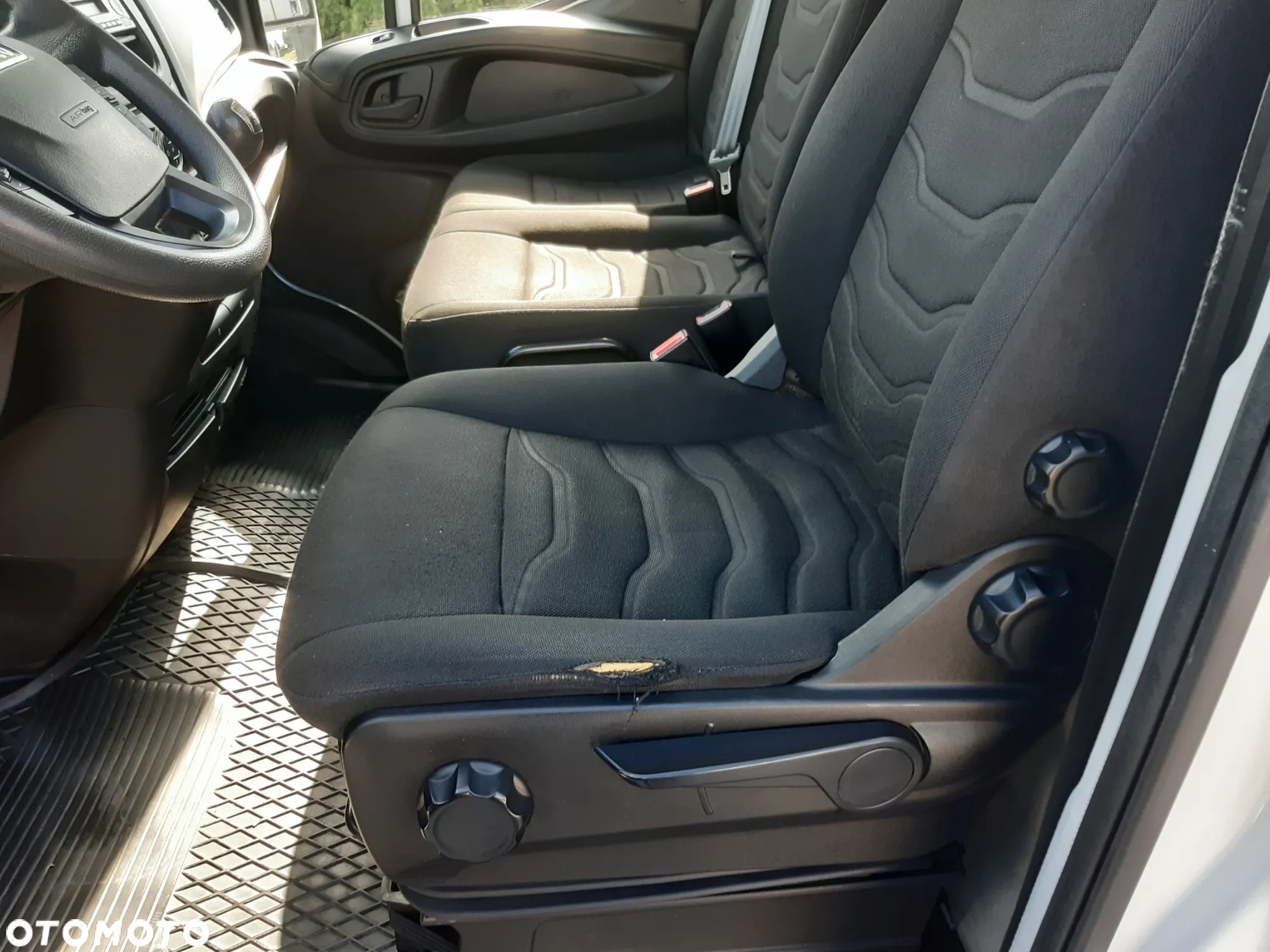 Iveco Daily 35S15 - 13