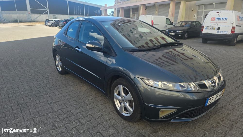 Honda Civic 1.4 i-VTEC Comfort - 2