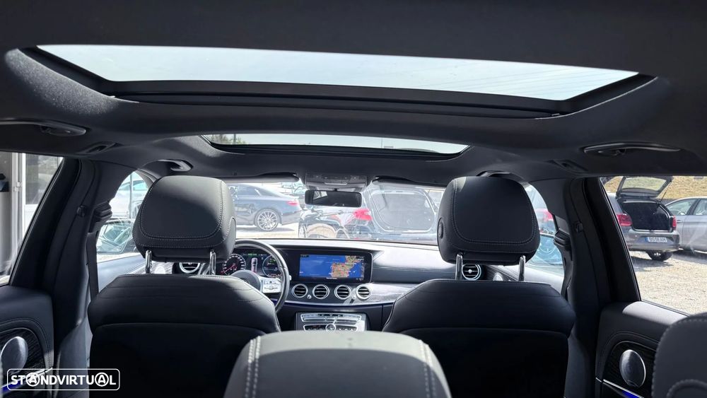 Mercedes-Benz E 300 de T 9G-TRONIC AMG Line - 11