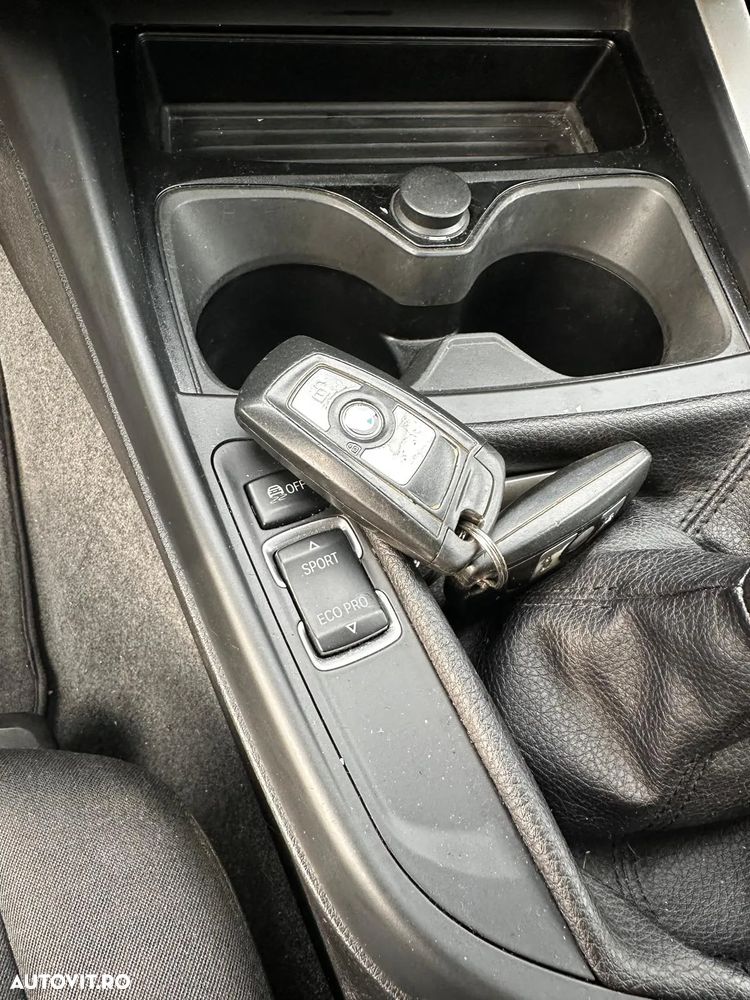 BMW Seria 1 116d DPF - 6