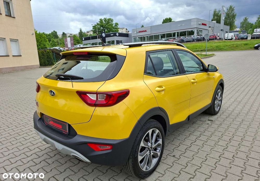 Kia Stonic - 8