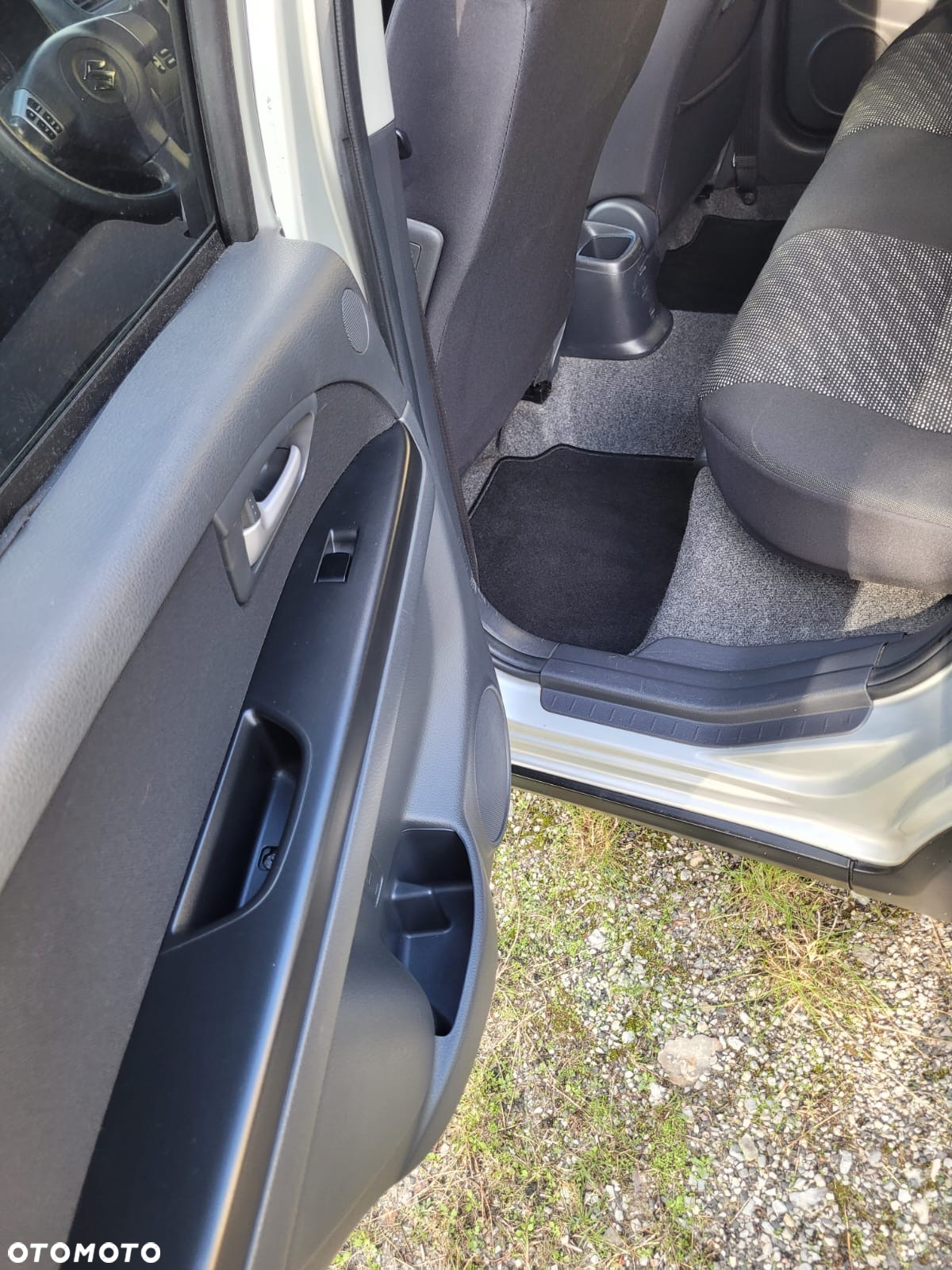 Suzuki SX4 1.6 GS / Premium - 17