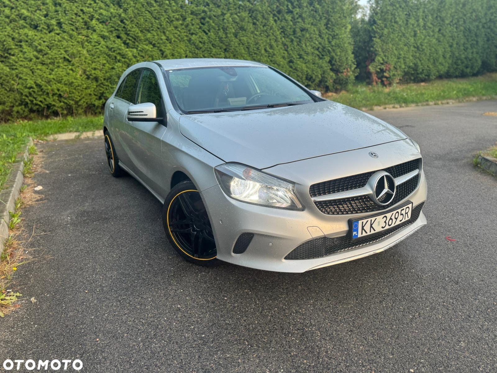 Mercedes-Benz Klasa A 180 (BlueEFFICIENCY) - 2