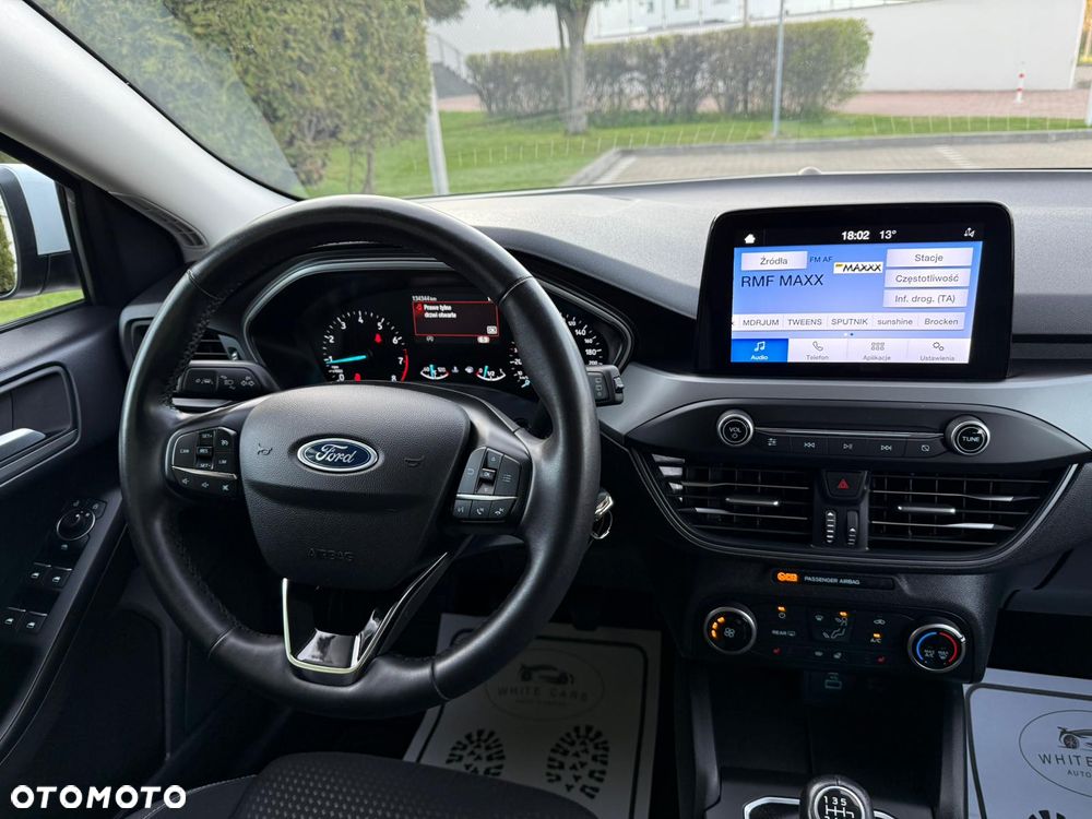 Ford Focus 1.0 EcoBoost STart-Stopp-System TITANIUM - 7