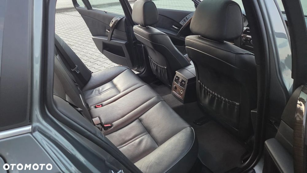 BMW Seria 5 - 25