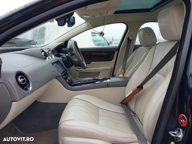 Dezmembrez Jaguar XJ X351 [2009 - 2015] Sedan 4-usi 3.0 AT LWB (275 h - 6