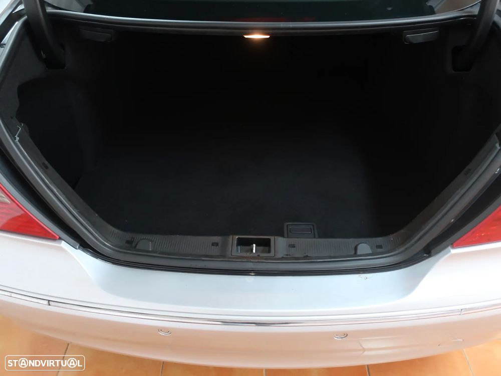 Mercedes-Benz CLK 220 CDi Avantgarde - 11