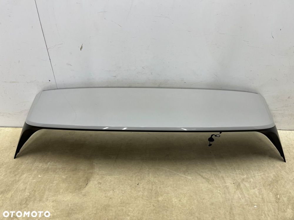 Spoiler Porsche Cayenne III 9y 17r.- kolor M9A lotka na dach klapy bagażnika 9y0827937 - 1
