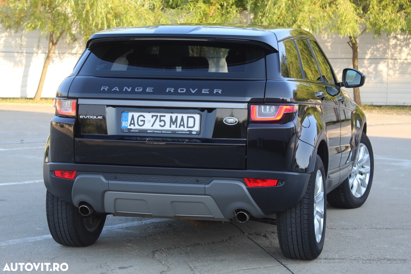 Land Rover Range Rover Evoque - 24
