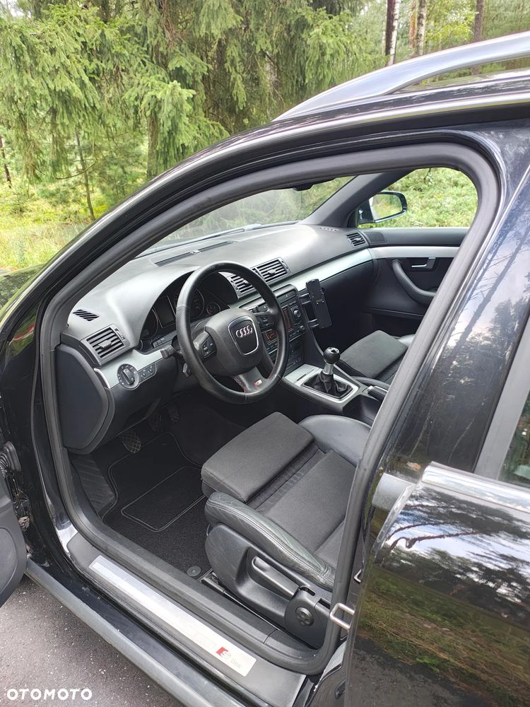 Audi A4 Avant - 6