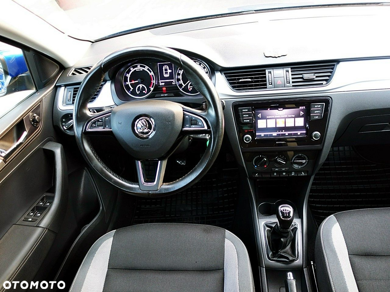 Skoda RAPID - 15