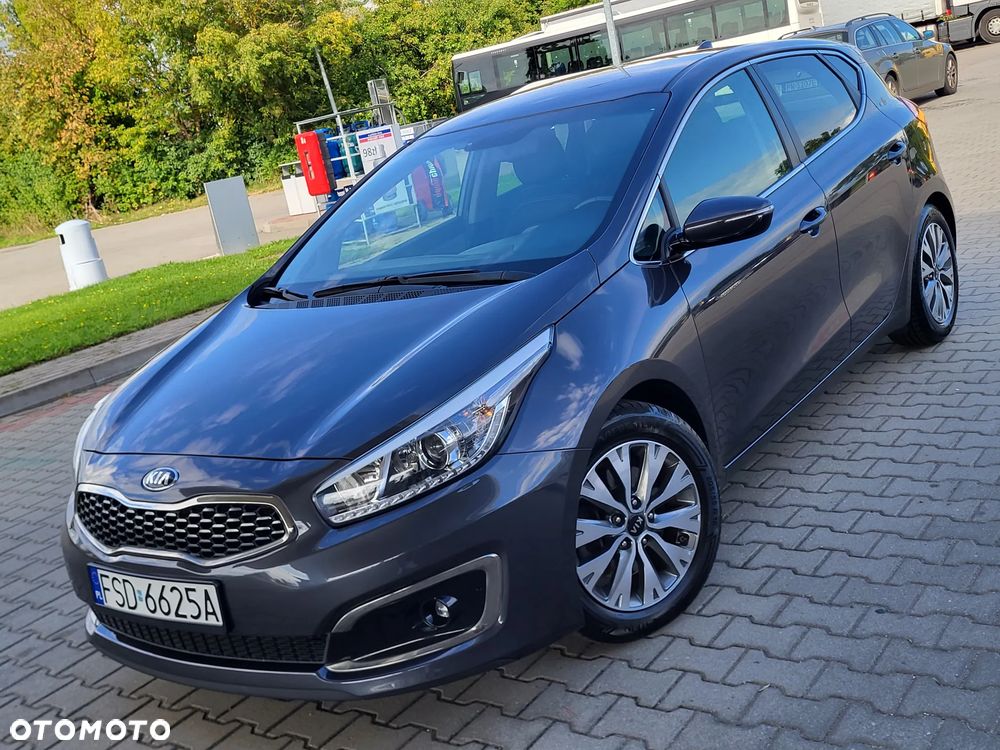 Kia Ceed 1.4 L Business Line - 2