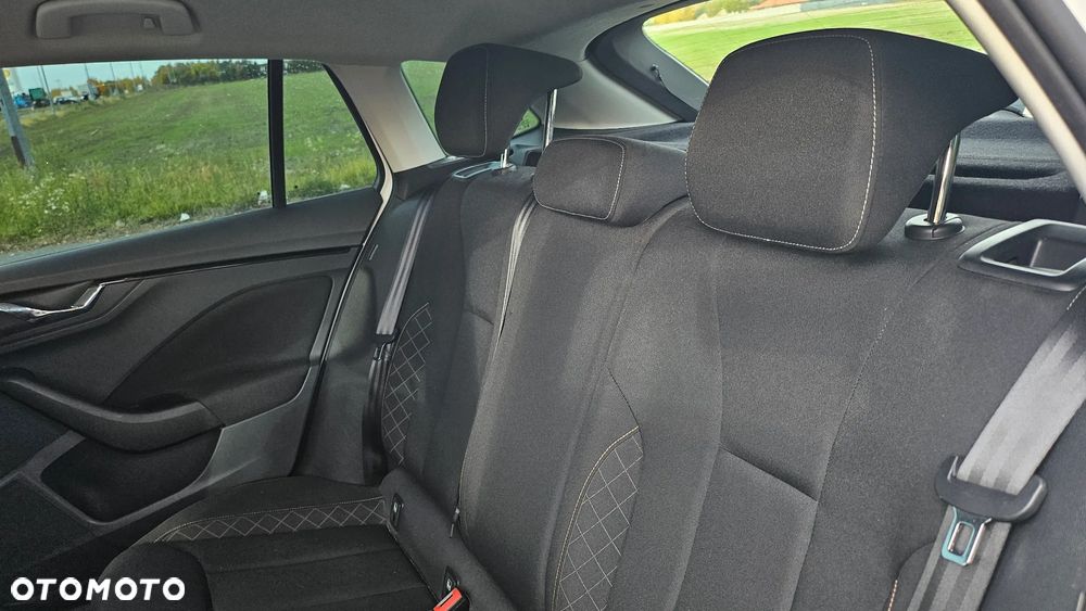 Skoda Scala 1.0 TSI Ambition - 25