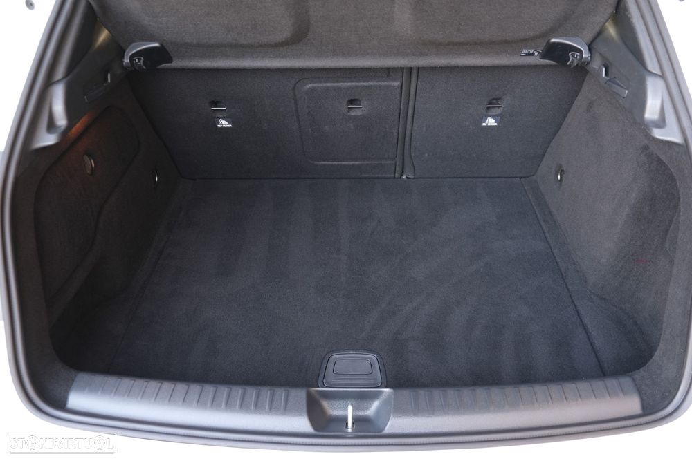 Mercedes-Benz GLA 220 d AMG Line 4-Matic - 30