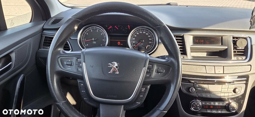 Peugeot 508 1.6 T Business Line - 12