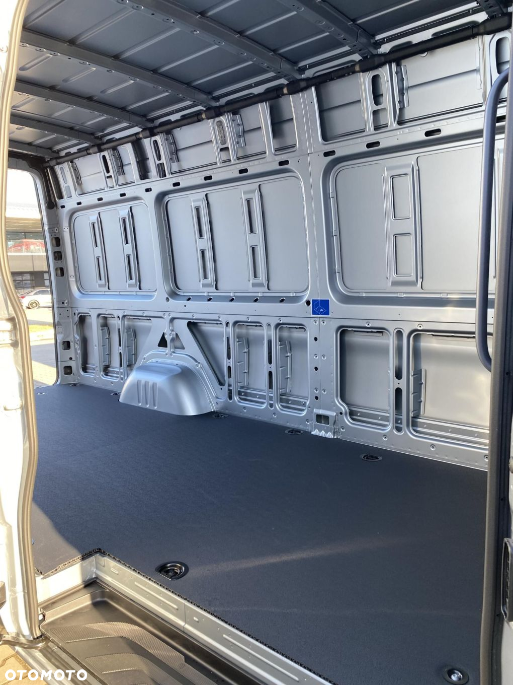 Mercedes-Benz Sprinter - 6
