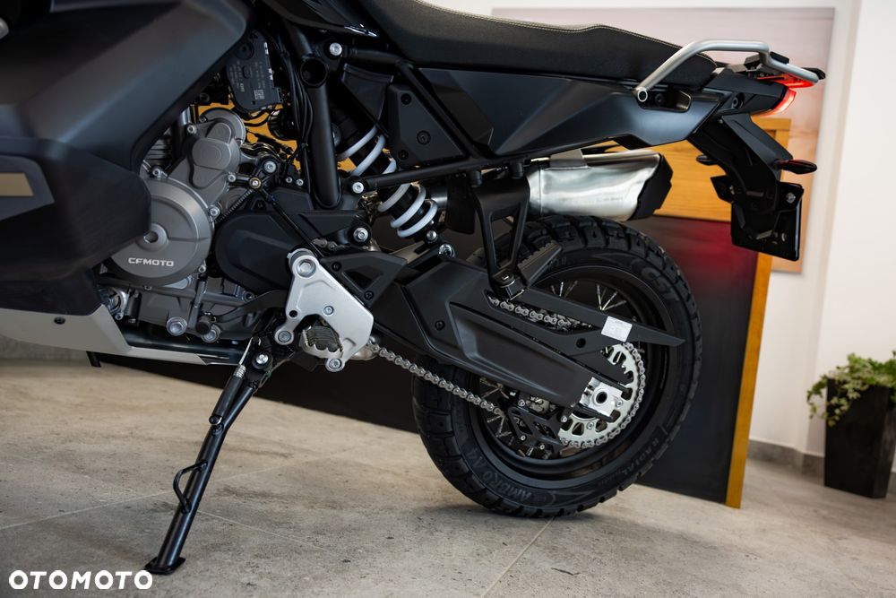 CFMoto MT-X - 13