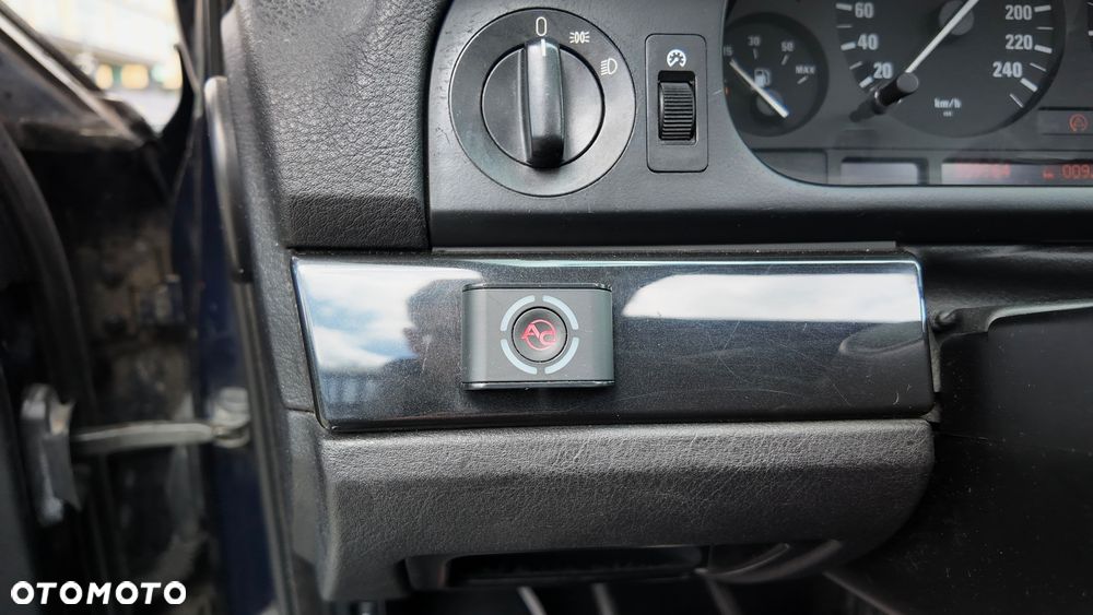 BMW Seria 5 520i - 13
