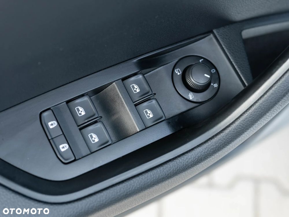 Skoda Superb 2.0 TDI Ambition DSG7 - 40