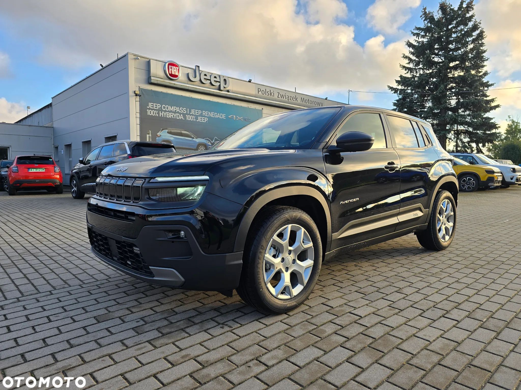 Jeep Avenger 1.2 GSE T3 Longitude FWD - 1