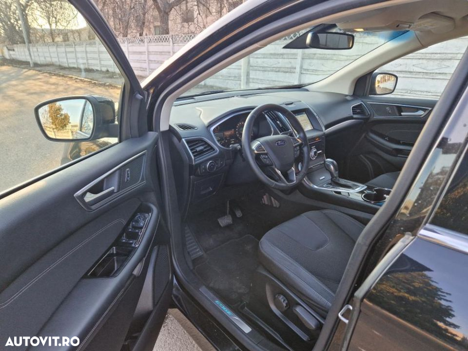Ford Edge 2.0 TDCi Powershift Titanium - 5
