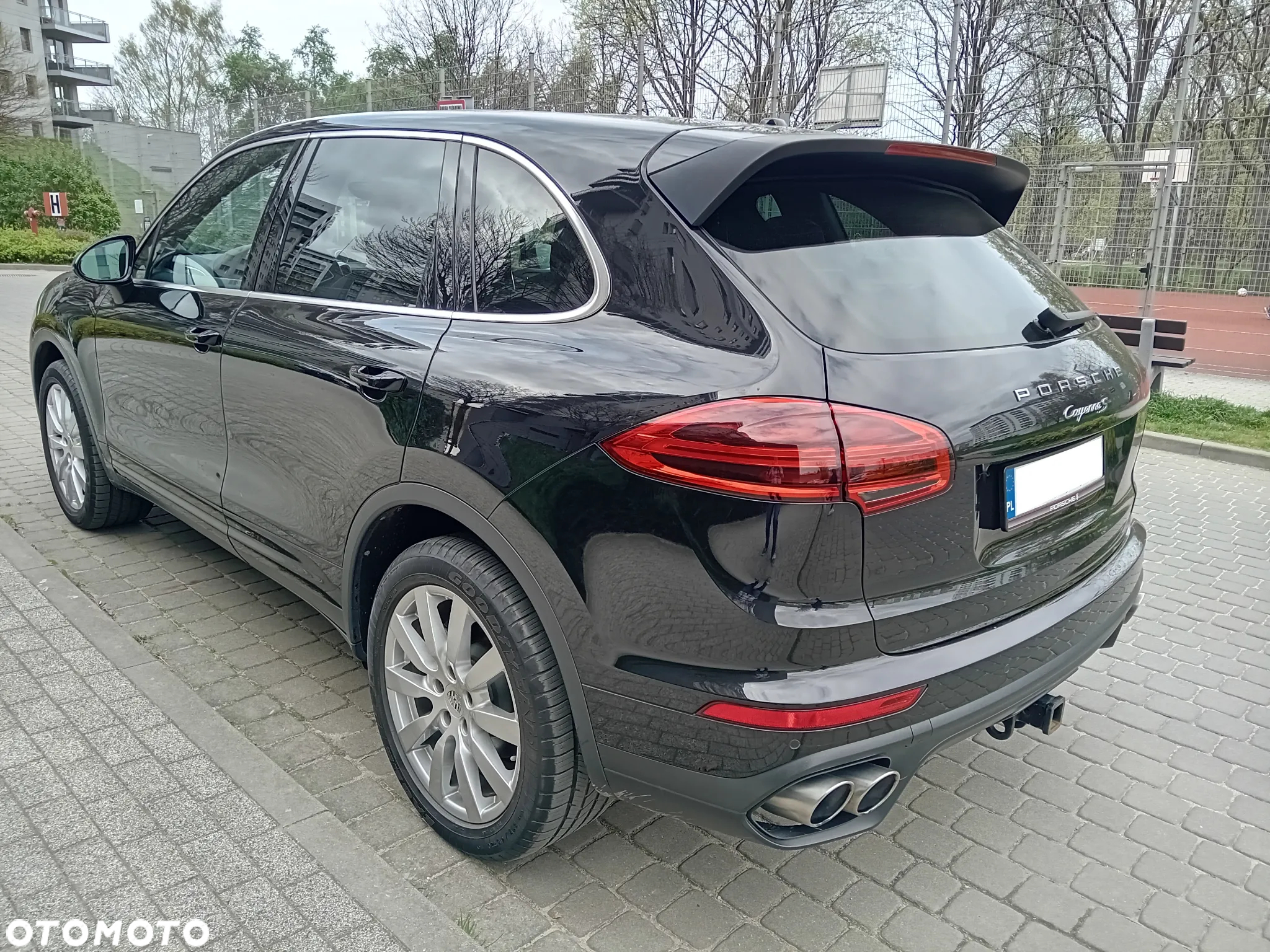 Porsche Cayenne S - 4