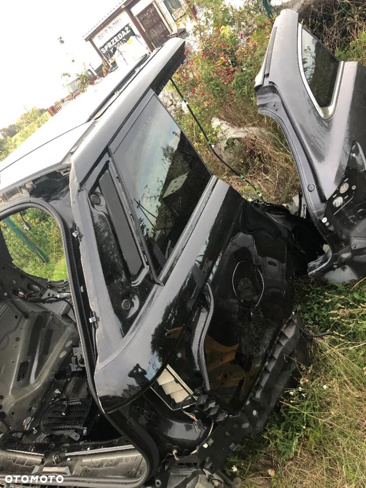 DUPA BŁOTNIK WANNA RANGE ROVER SPORT L494 - 2