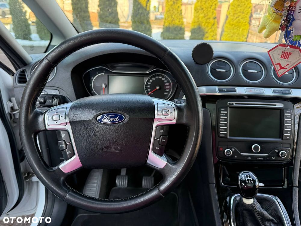 Ford S-Max 2.0 TDCi DPF Titanium X - 11