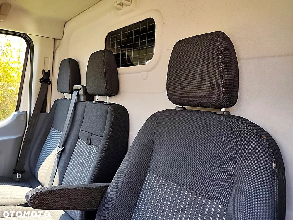 Ford Transit - 11