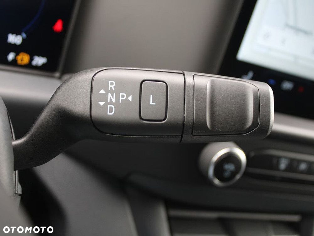 Ford transit-custom Trend Van 2.5 PHEV 232KM CVT FWD 320 L2 - 14