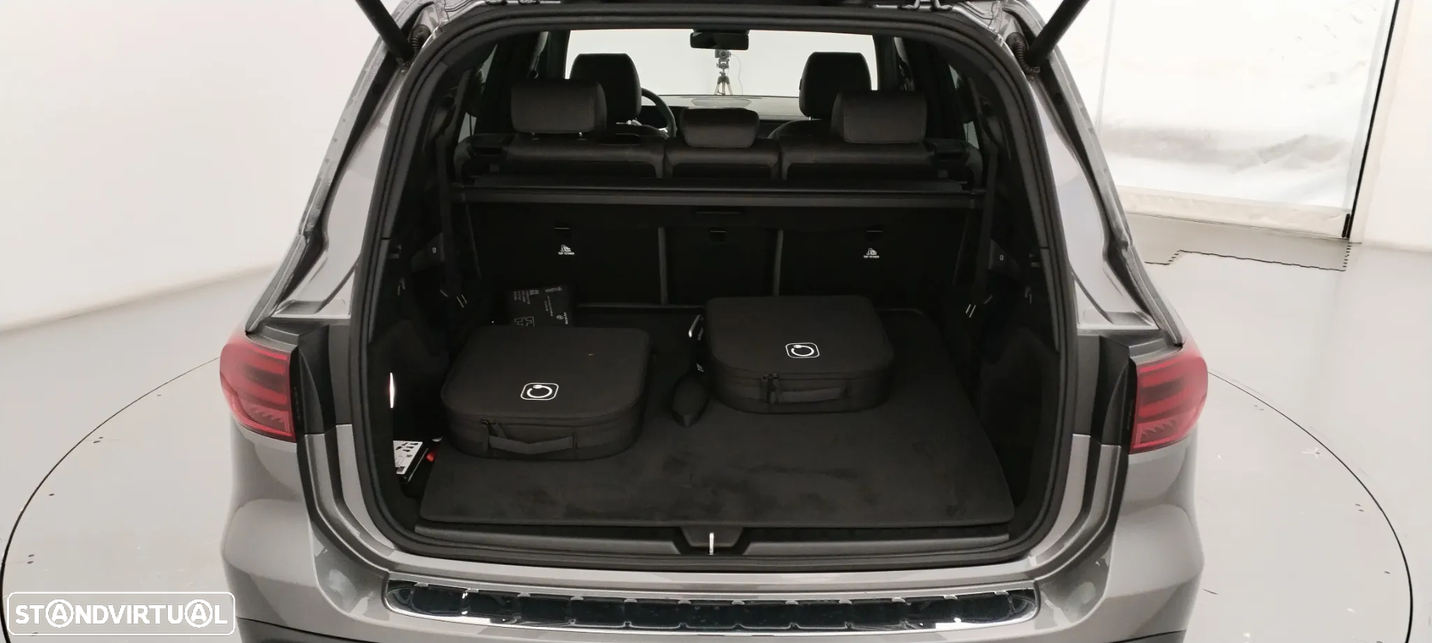 Mercedes-Benz EQB 250+ Edition - 28