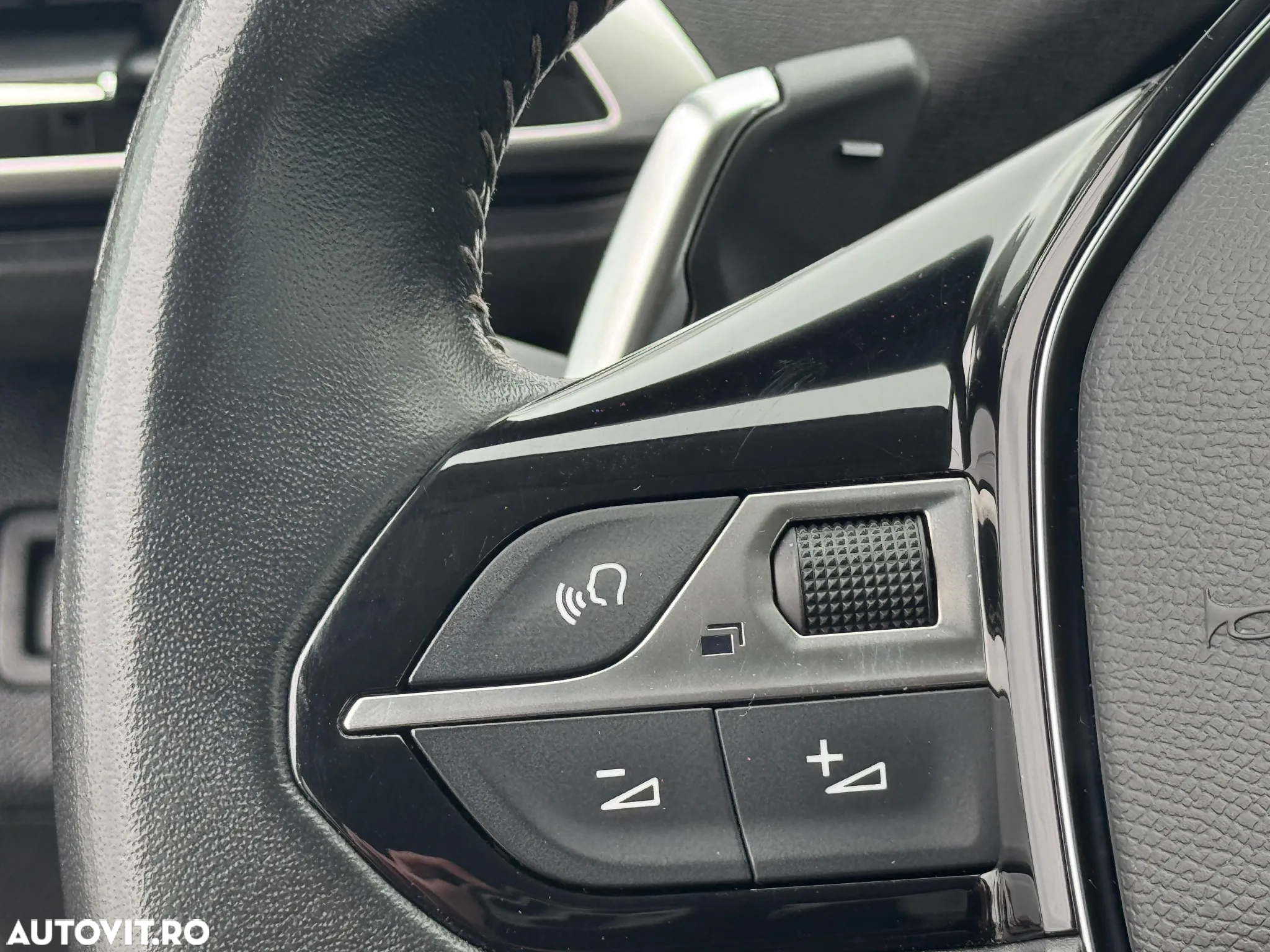 Peugeot 3008 BlueHDi 130 Stop & Start EAT8 Allure - 16