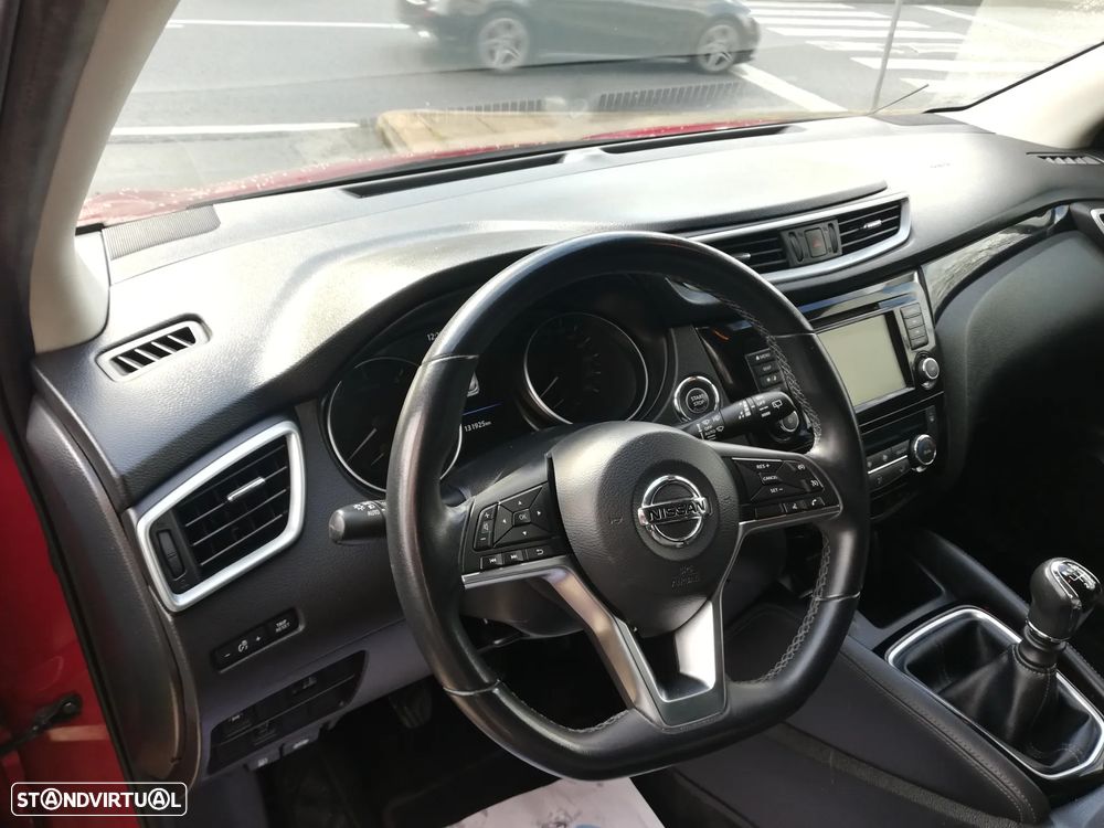 Nissan Qashqai 1.5 dCi N-CONNECTA - 11