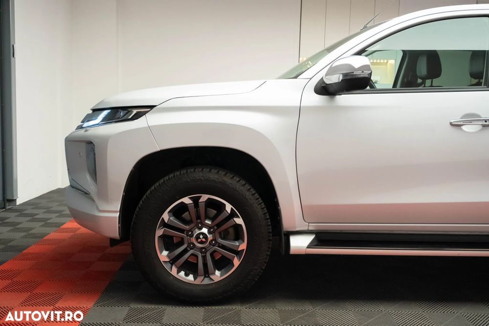 Mitsubishi L200 Double Cab 2.2 DI-D A/T Instyle - 10